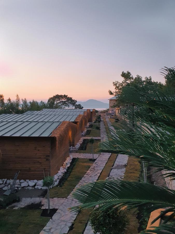 Rocas Roja Beach Hotel Faralya Exteriér fotografie